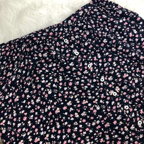 Hollister- Floral button front design skirt size M - Picture 9 of 9